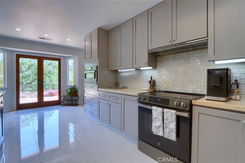 Tiny photo for 32453 Sunset Ridge RD W, Coarsegold, CA 93614 (MLS # FR26225507)