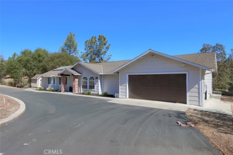 Tiny photo for 32453 Sunset Ridge RD W, Coarsegold, CA 93614 (MLS # FR26225507)