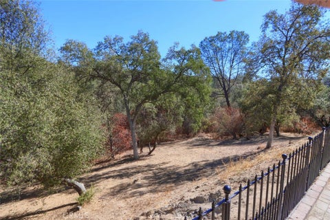 Tiny photo for 32453 Sunset Ridge RD W, Coarsegold, CA 93614 (MLS # FR26225507)