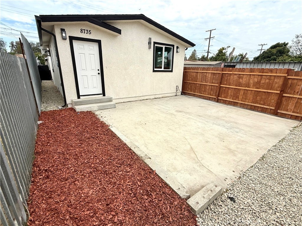 8735 Beach