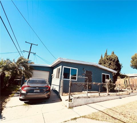 Photo of 1145 Milton Street, Torrance, CA 90502 (MLS # DW25183778) Photo of 1145 Milton Street, Torrance, CA 90502 (MLS # DW25183778)
