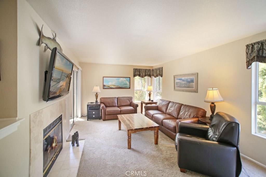 28 Corniche Drive E