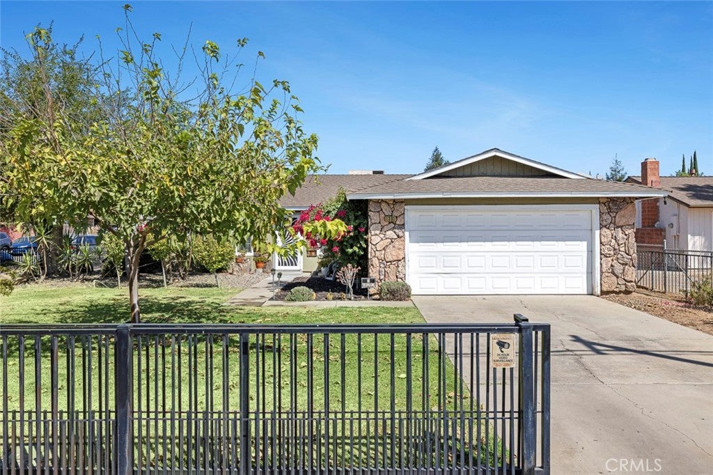 1301 E Kennedy