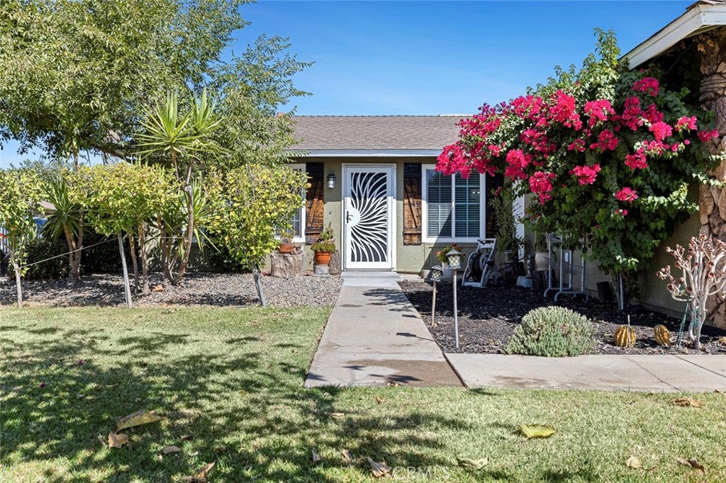 1301 E Kennedy