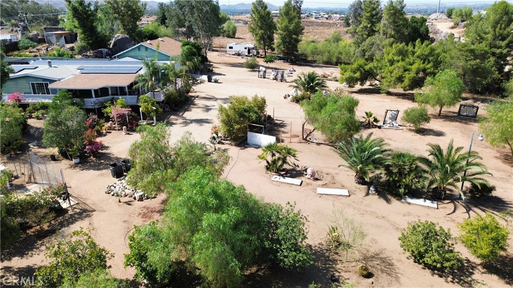 prefect location to make your paradise here in your own property. all 7 acres are pretty much flat & 100% usable. part has gentle slope. make your dreams come true here.
