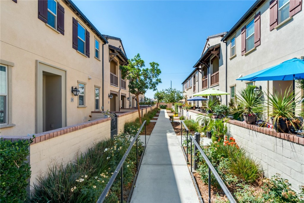 Welcome to this beautiful townhome in the desirable New Haven community of Ontario Ranch. Offering 3 bedrooms, 2.5 bathrooms, and 1,685 sqft of modern living space, this home features an open floor plan with soaring ceilings and abundant windows that fill the interior with natural light, creating a bright and airy atmosphere. The upgraded luxury vinyl plank flooring adds both style and comfort, while the private setting with no neighbors behind enhances the sense of peace and coziness.
Upstairs, you’ll find a spacious primary suite with its own private balcony—perfect for morning coffee or evening relaxation. The ensuite bathroom includes dual sinks, a soaking tub, and a separate shower for added convenience. Two additional generously sized bedrooms, an individual laundry room, and a whole house fan that boosts energy efficiency complete the upper level. The home also offers a two-car garage equipped with an electric vehicle charger.
The community provides resort-style living with access to five incredible amenity centers, including sparkling pools, relaxing hot tubs, BBQ areas, fire pits, playgrounds, and courts for pickleball, tennis, and basketball. You’ll also enjoy dog parks, beautifully landscaped green spaces, and welcoming clubhouses perfect for gatherings.
Conveniently located just minutes from Costco, 99 Ranch Market, Starbucks, restaurants, and shops, and with easy access to the 15 and 60 freeways, this home combines modern comfort with unbeatable convenience.