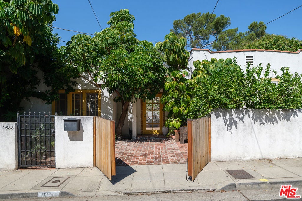 1633 Lemoyne Street