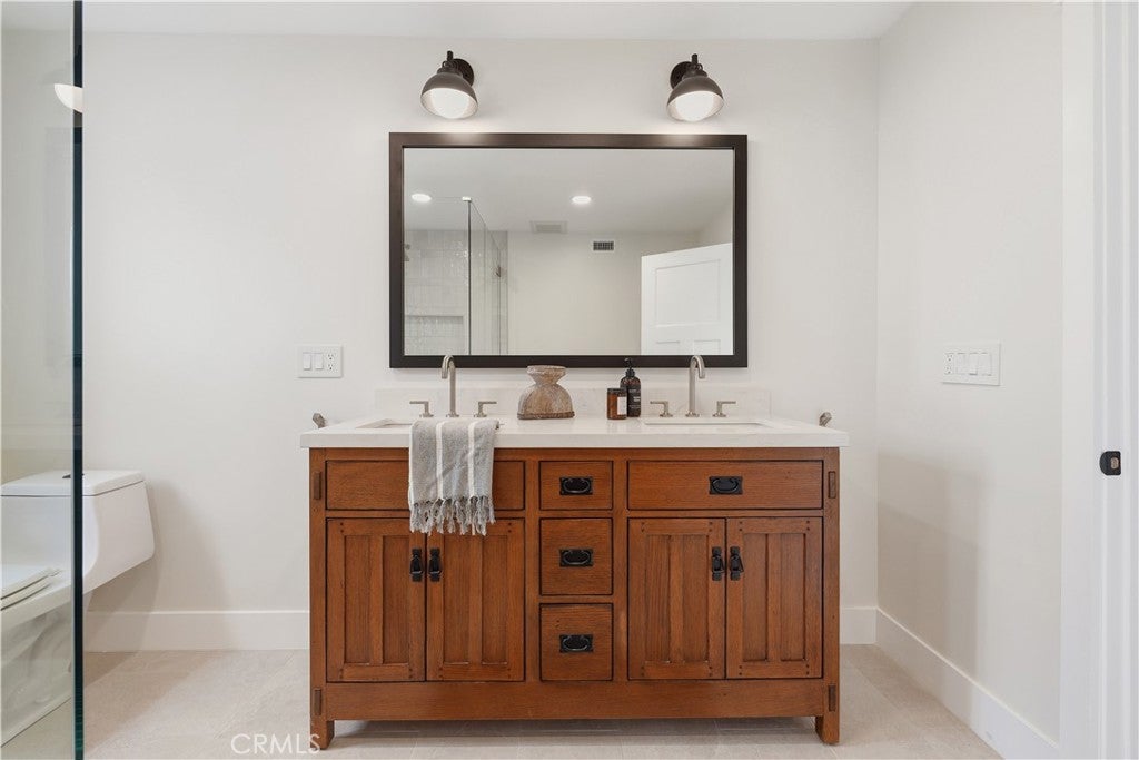 2413 Venier, Costa Mesa CA 92627 - Photo 27