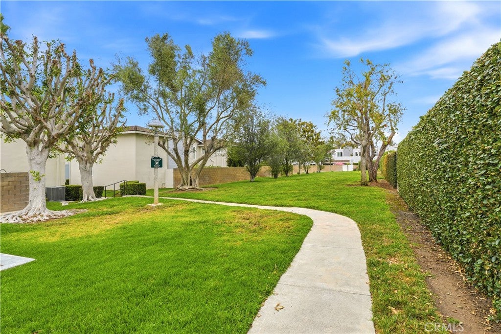 2413 Venier, Costa Mesa CA 92627 - Photo 40