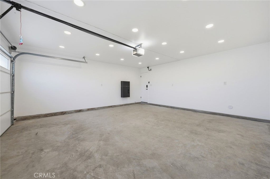 2413 Venier, Costa Mesa CA 92627 - Photo 37