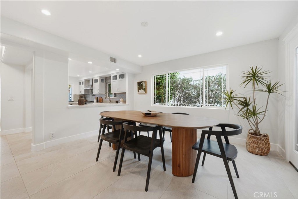 2413 Venier, Costa Mesa CA 92627 - Photo 6