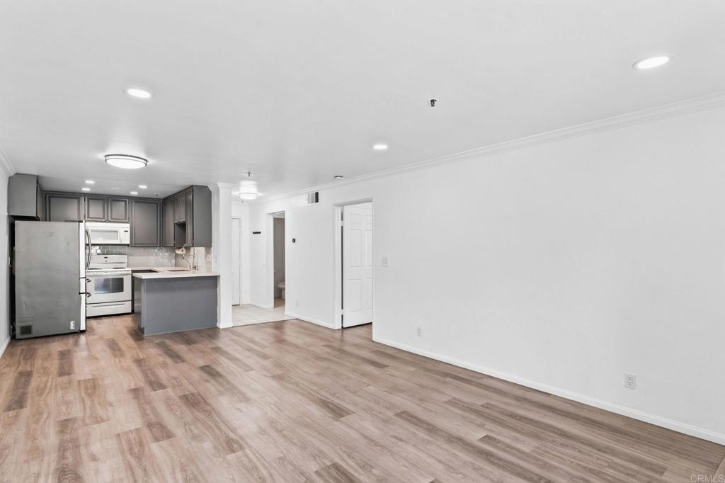 5705 Friars Road 7