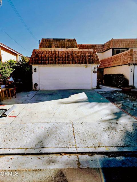 Photo of 430 W Santa Barbara Street, Santa Paula, CA 93060 (MLS # V1-33805)