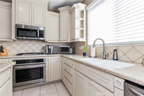 Tiny photo for 507 Grand Canyon Dr, Paso Robles, CA 93446 (MLS # NS26213794)
