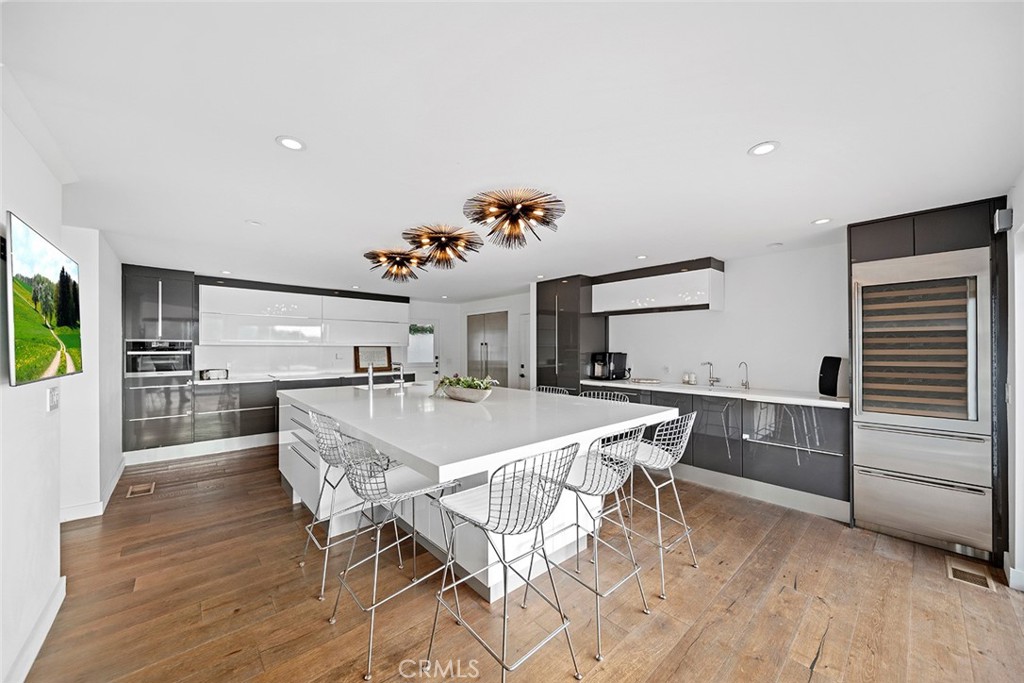 Emerald Bay (EB) - Residential Lease