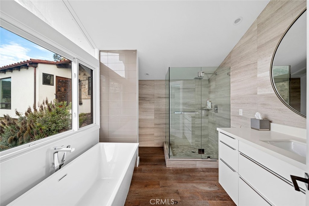 Emerald Bay (EB) - Residential Lease