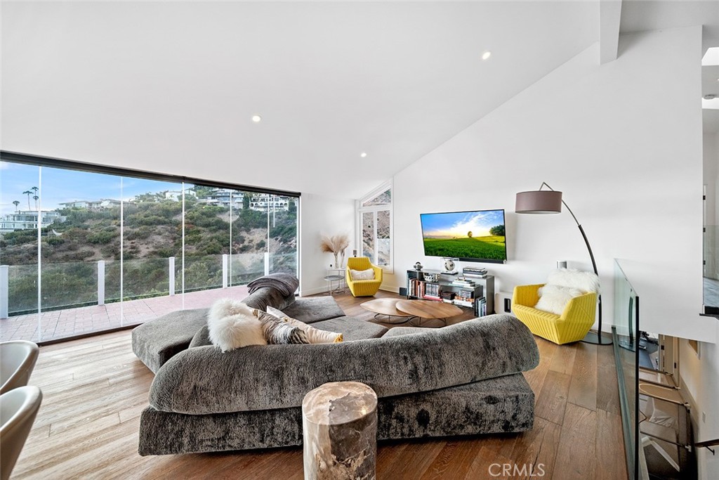 Emerald Bay (EB) - Residential Lease