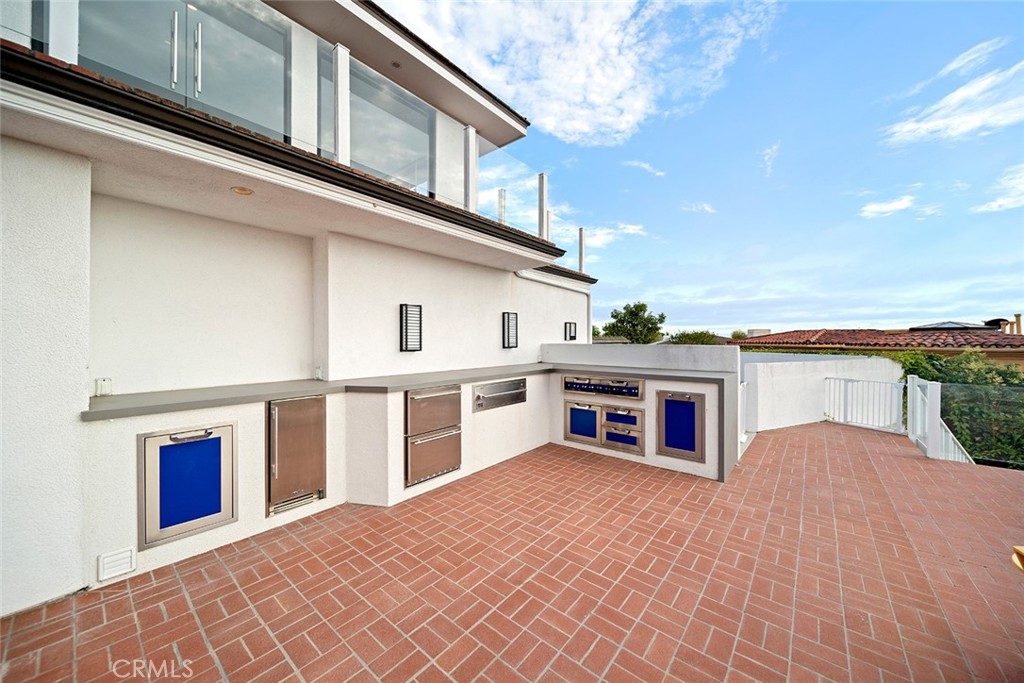 Emerald Bay (EB) - Residential Lease