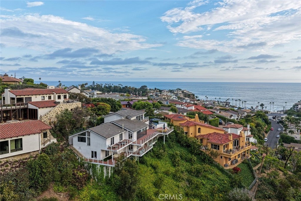 343 Emerald Bay