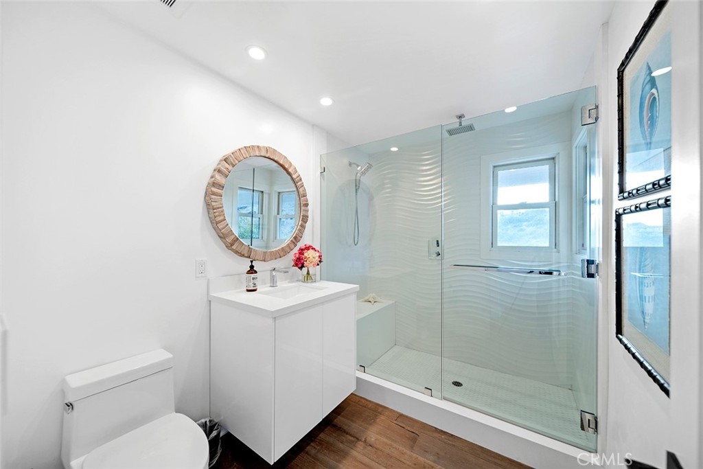 Emerald Bay (EB) - Residential Lease