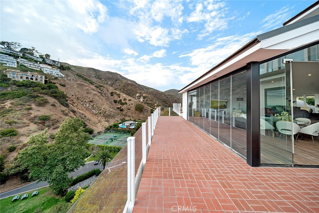 Emerald Bay (EB) - Residential Lease