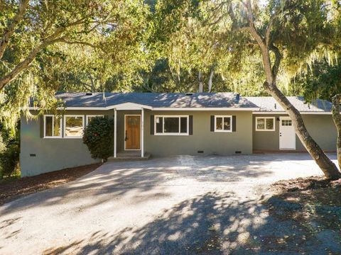 Photo of 201 Soledad Place, Monterey, CA 93940 (MLS # ML82042303)