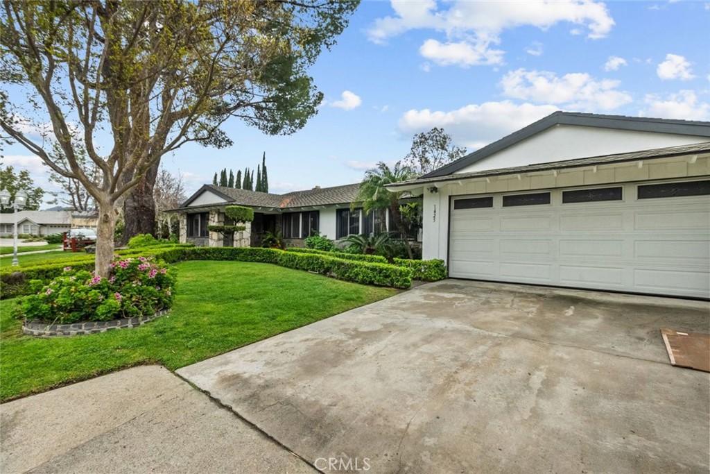 1425 Belleau Road