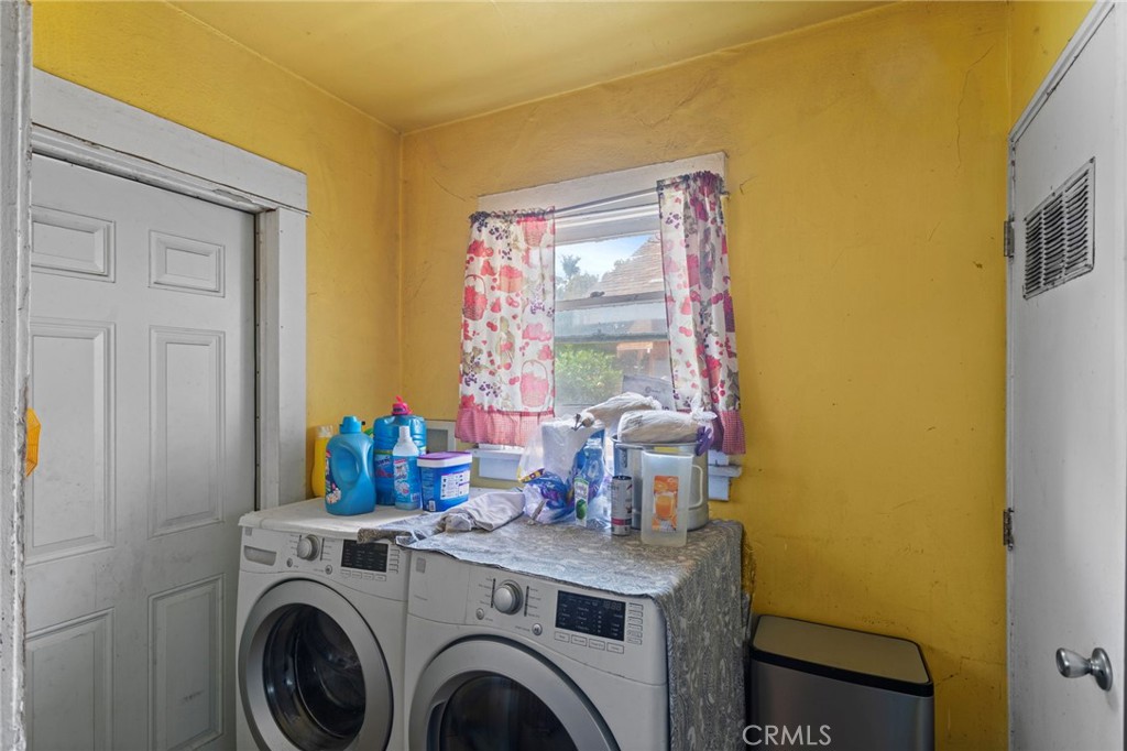 Willmore District (WM) - Residential Income