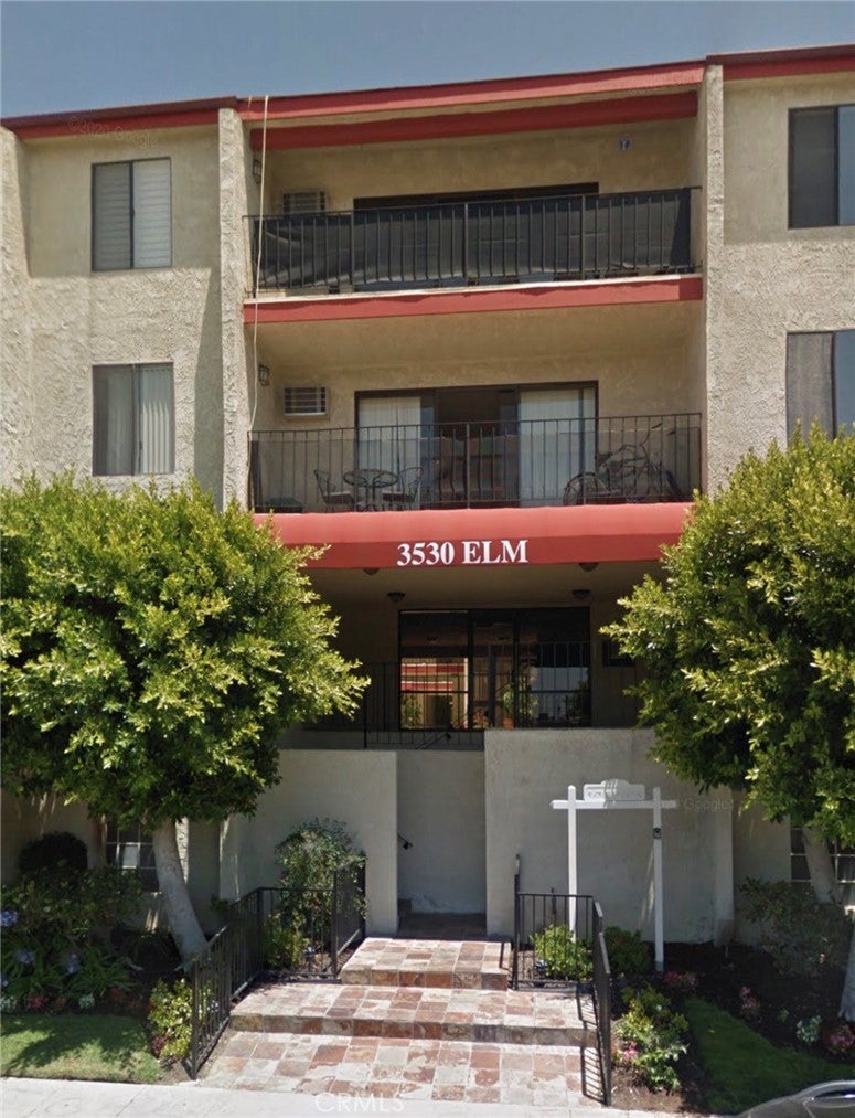 3530 Elm Ave