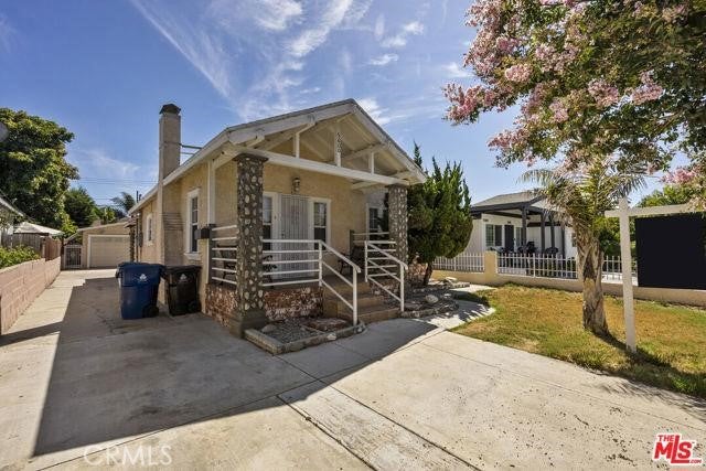 5600 Smiley DR, Los Angeles CA 90016