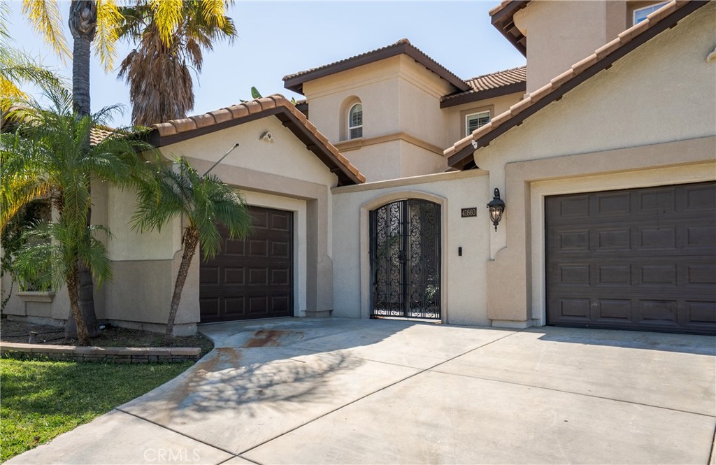 41860 Dahlias Way