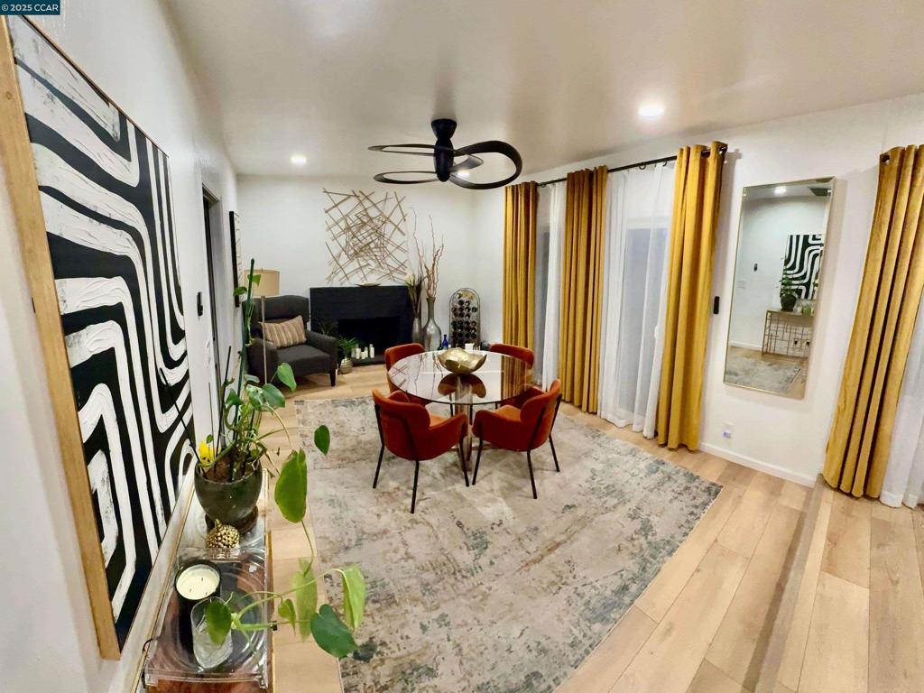 LAKE ALHAMBRA - Residential