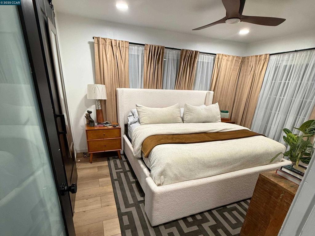 LAKE ALHAMBRA - Residential