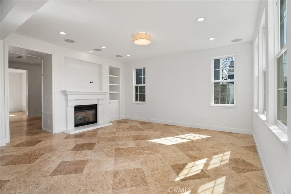 2309 Half Moon