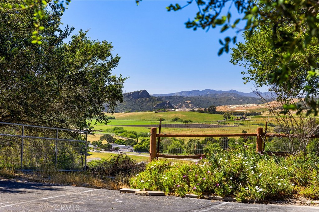 1685 Corbett Highlands Place