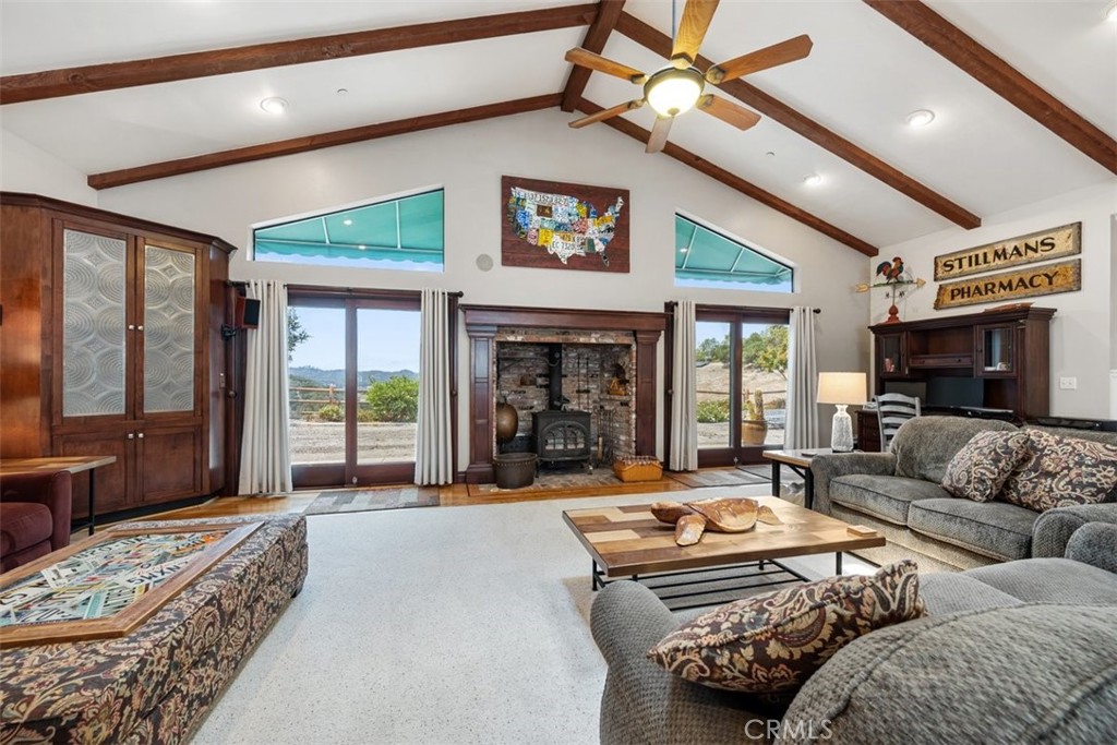 1685 Corbett Highlands Place