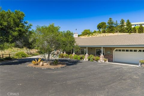 Tiny photo for 1685 Corbett Highlands Place, Arroyo Grande, CA 93420 (MLS # SC25144323)