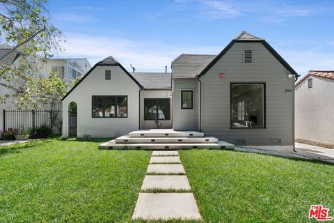 Photo of 2316 Hill Street, Santa Monica, CA 90405 (MLS # 26851269)