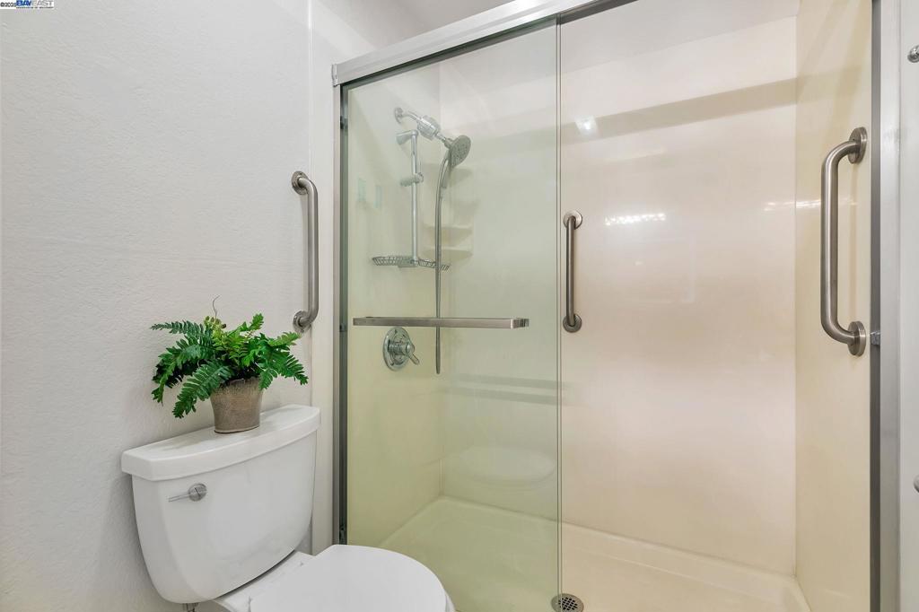 MISSION FREMONT - Residential