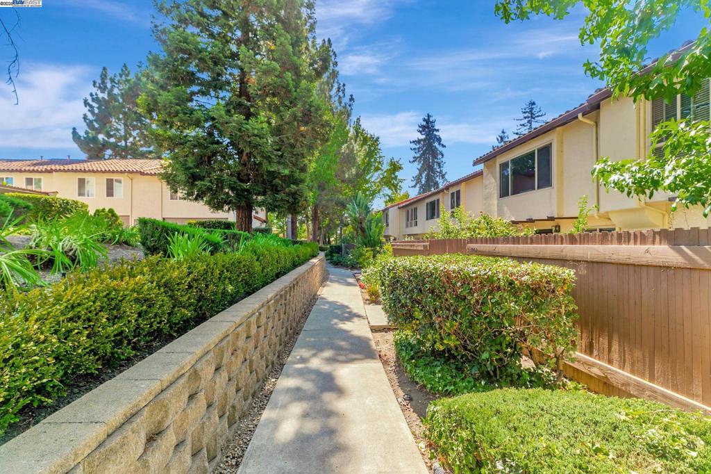 MISSION FREMONT - Residential