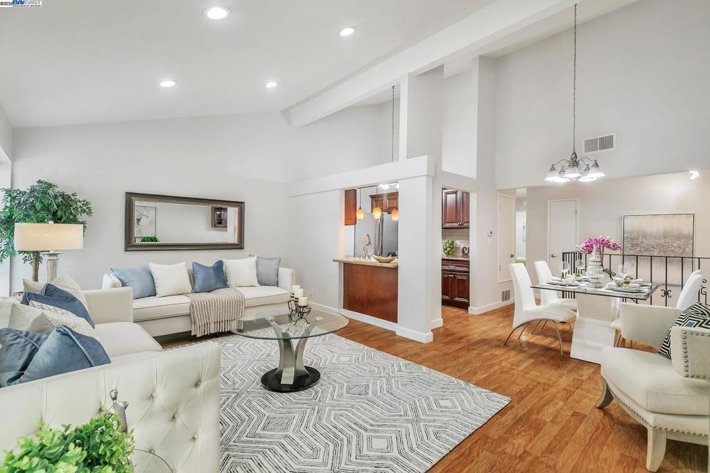 MISSION FREMONT - Residential