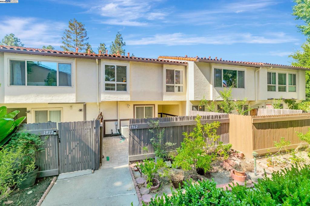 MISSION FREMONT - Residential