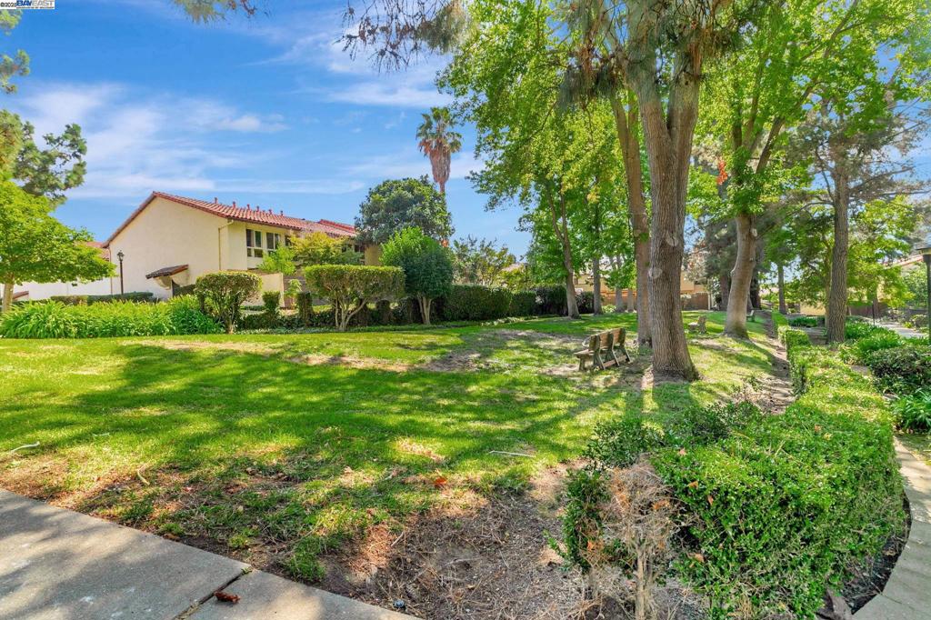 MISSION FREMONT - Residential