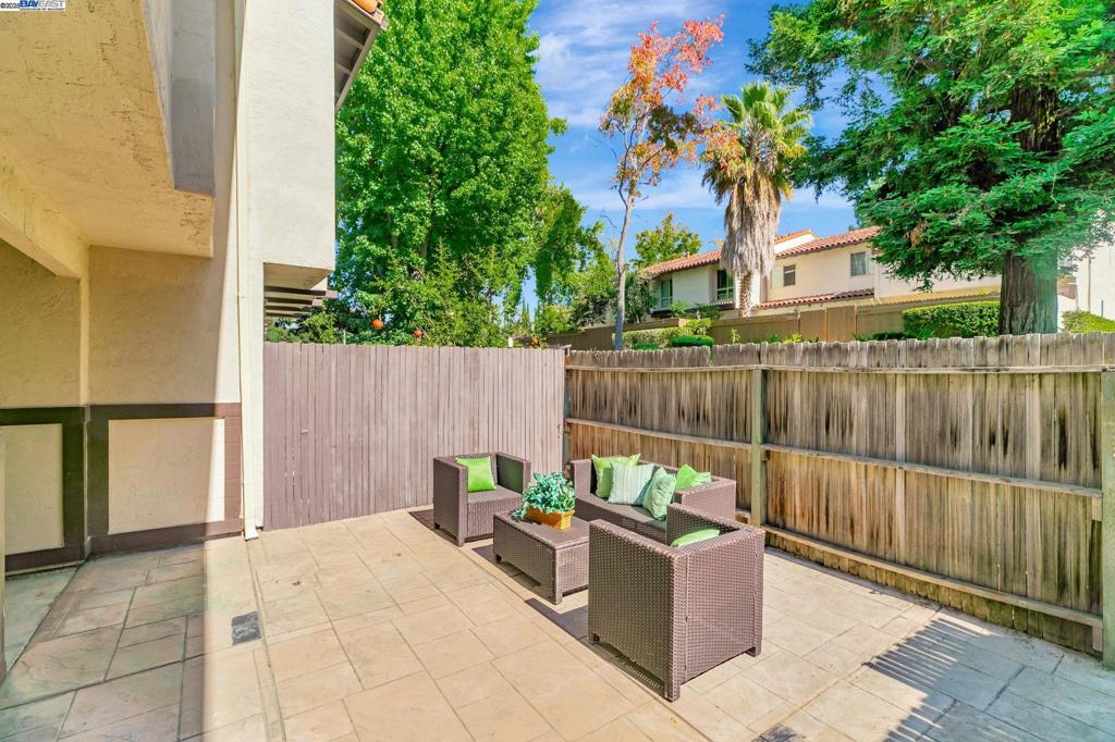 MISSION FREMONT - Residential
