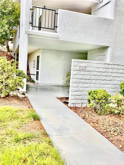 2111 Via Puerta Unit D, Laguna Woods, CA 92637 - MLS#: TR26091378