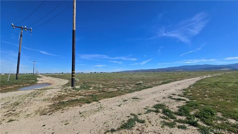 Photo of 0 Avenue B-8 vicinity 265th St W, Fairmont, CA 93536 (MLS # SR26046751)