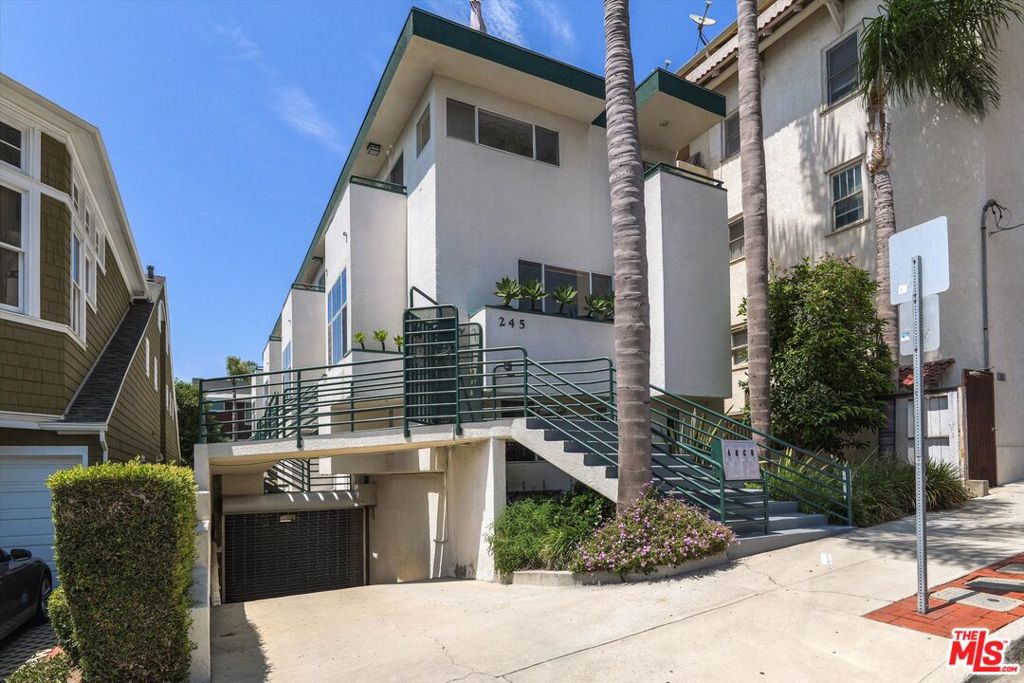 245 Hollister Avenue