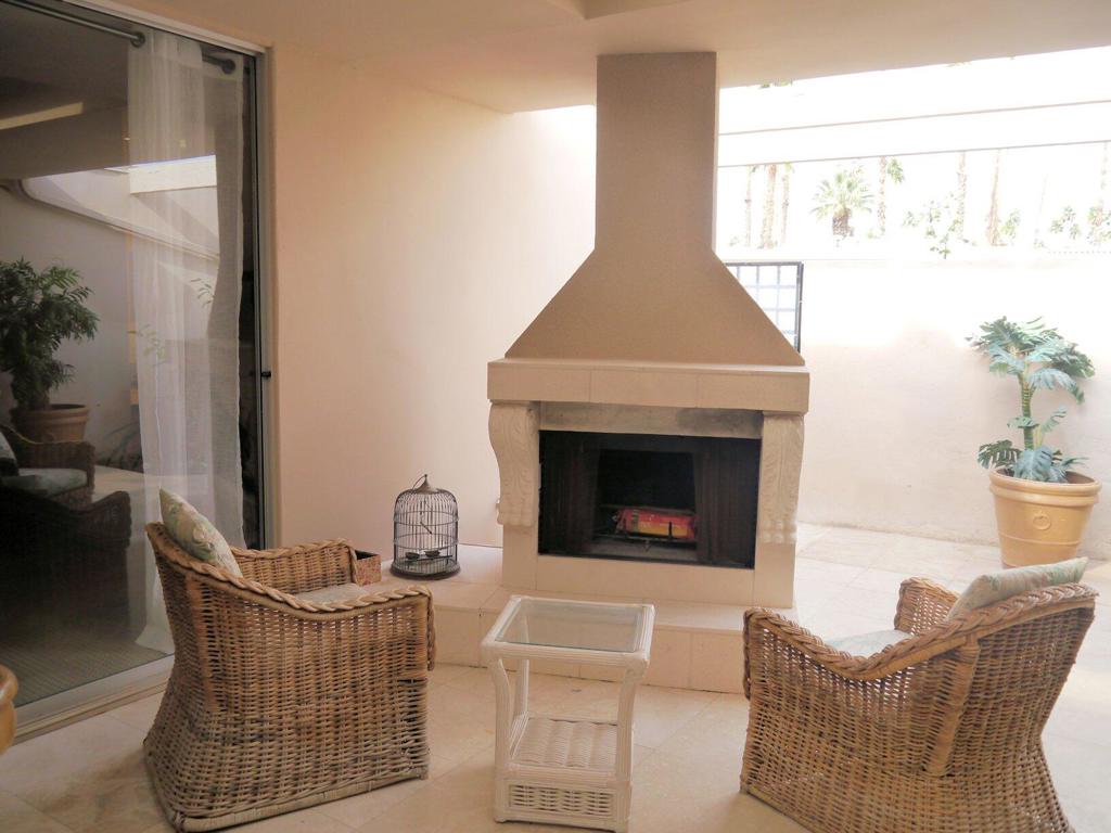 Indian Wells C.C. - Residential