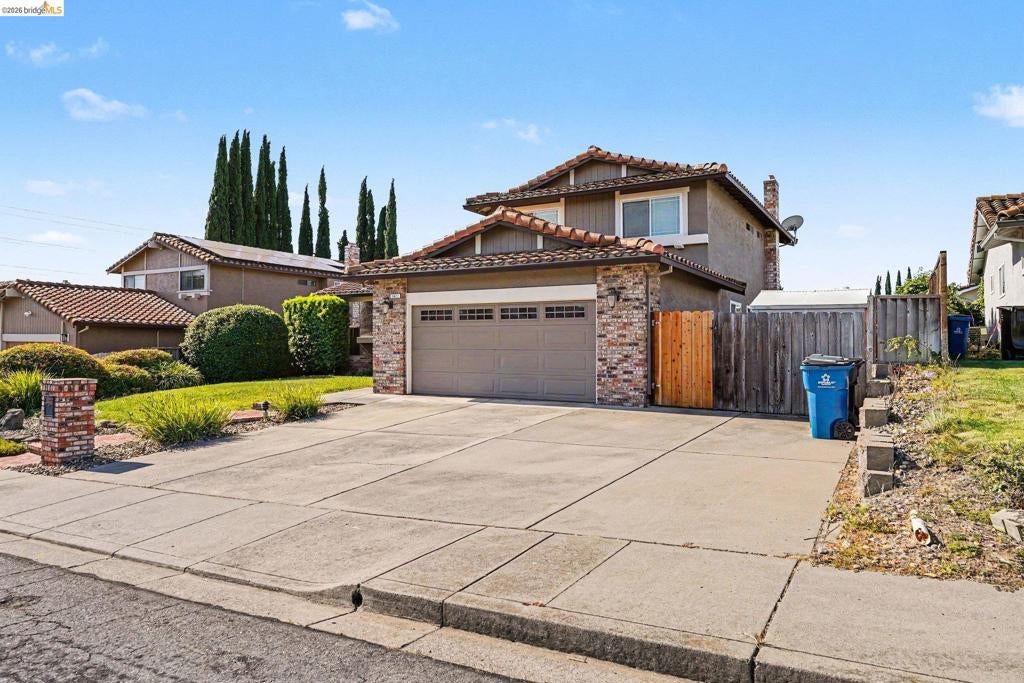 1627 Geyser Cir