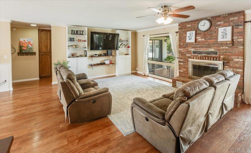 SD COUNTRY ESTATES - Residential